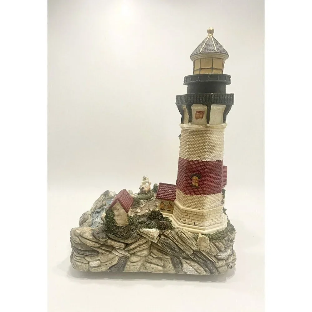 Lighthouse Reef Tabletop Decor 12” Music Box New England Keeper Harbor Cape READ